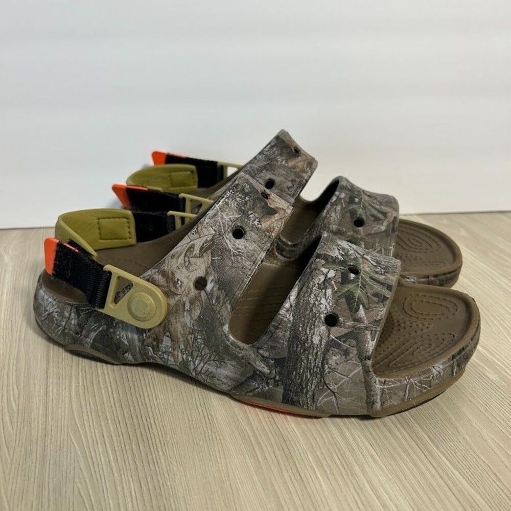 Crocs All Terrain Realtree Edge Clogs Men’s 6 Women’s 8 Camo Outdoor Shoes - Picture 2 of 6